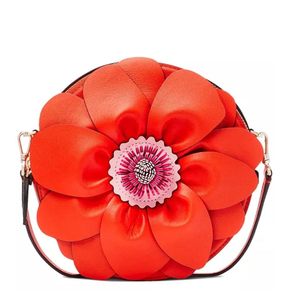 Nwt Kate spade smooth leather 3D flower petal bag